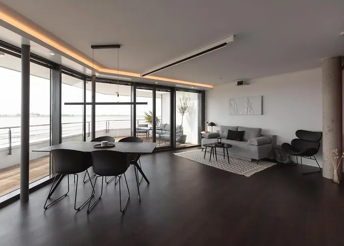 Bheaven I Penthouse Premium Apartment